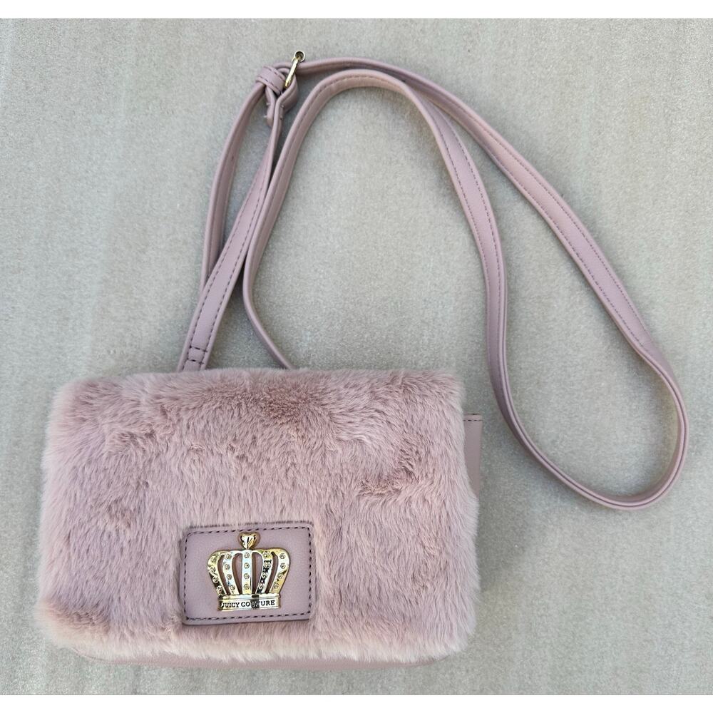 NWT Juicy Couture NWT Dusty Blush Flap Crossbody Faux Fur Bag, pink fur